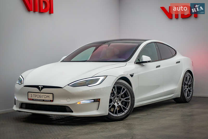 Tesla Model s (2022)