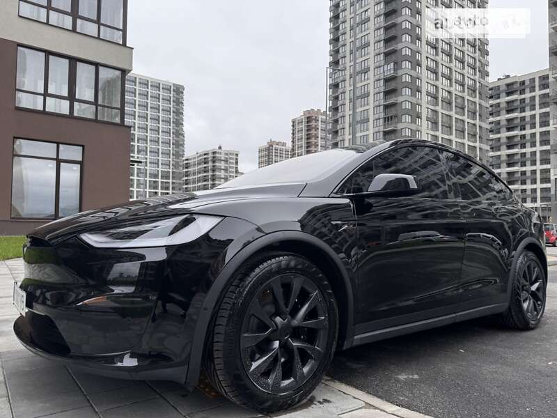 Tesla Model x (2022)