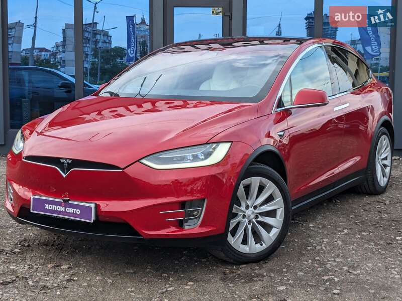 Tesla Model x (2017)