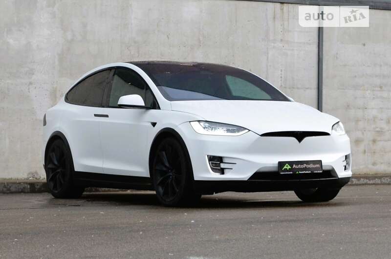 Tesla Model x (2018)