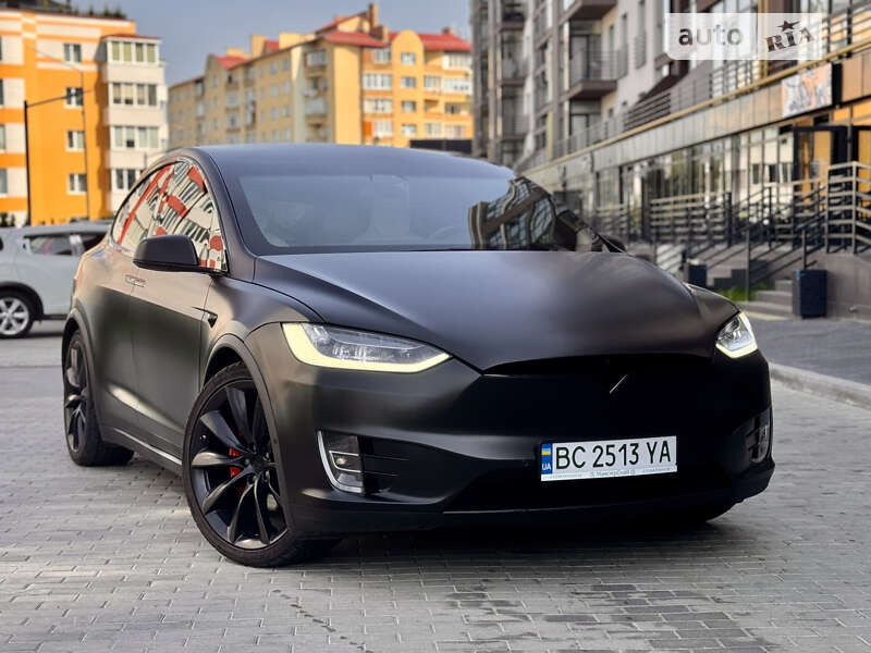 Tesla Model x (2018)
