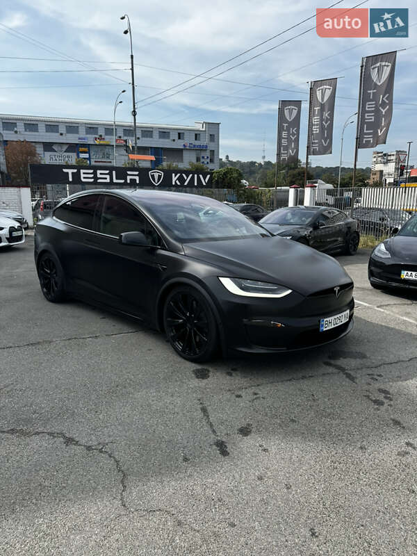 Tesla Model x (2022)