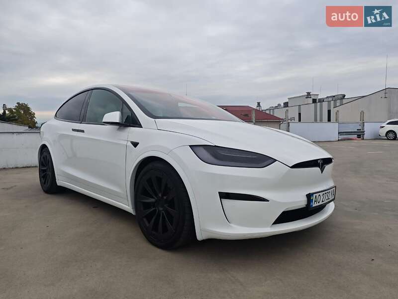 Tesla Model x (2022)