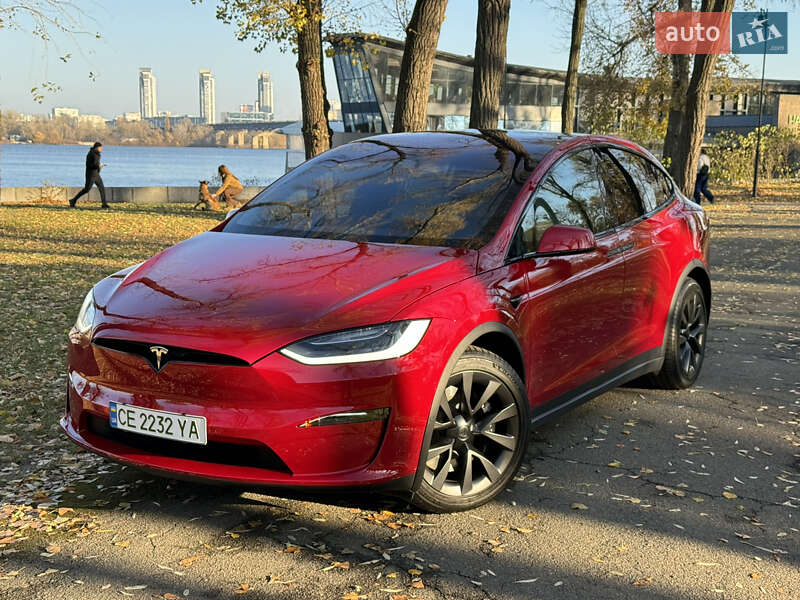 Tesla Model x (2022)