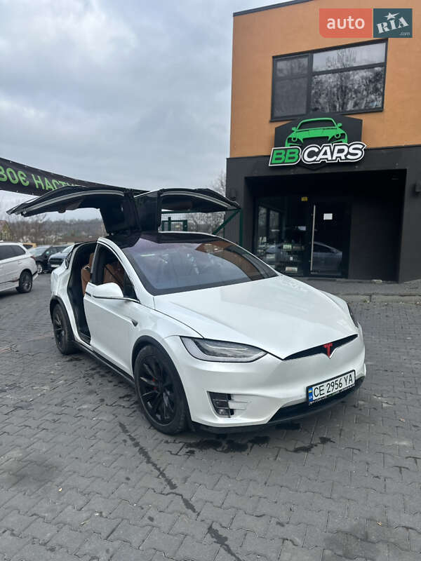 Tesla Model x (2016)