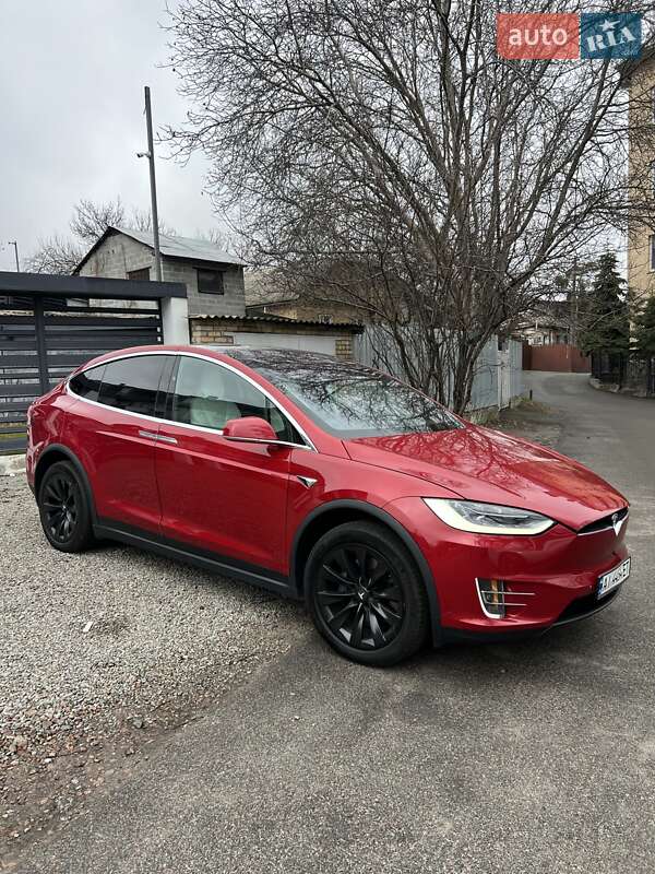 Tesla Model x (2017)