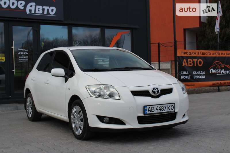 Toyota Auris (2008)