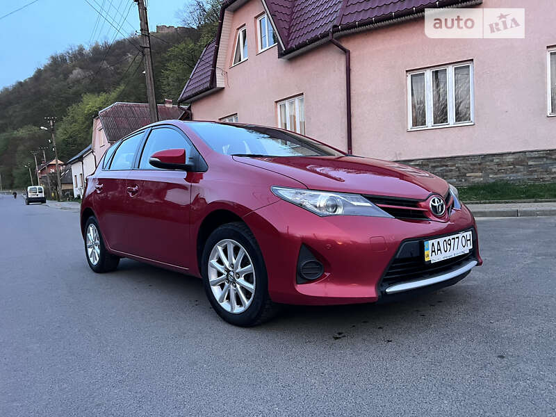 Toyota Auris (2013)