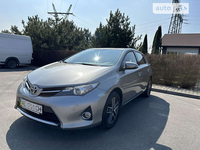 Toyota Auris (2012)
