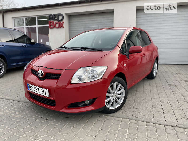 Toyota Auris (2008)