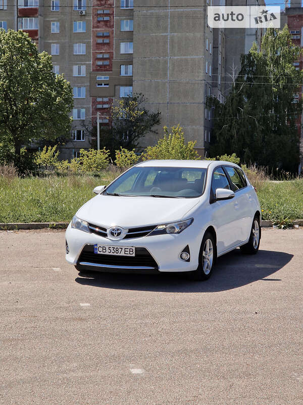 Toyota Auris (2015)