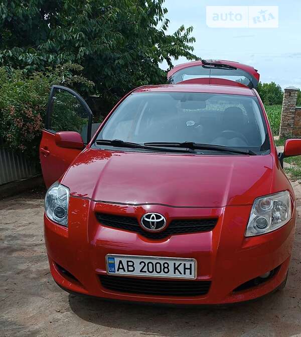 Toyota Auris (2008)