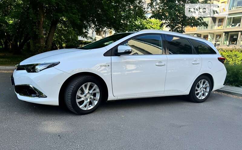 Toyota Auris (2015)