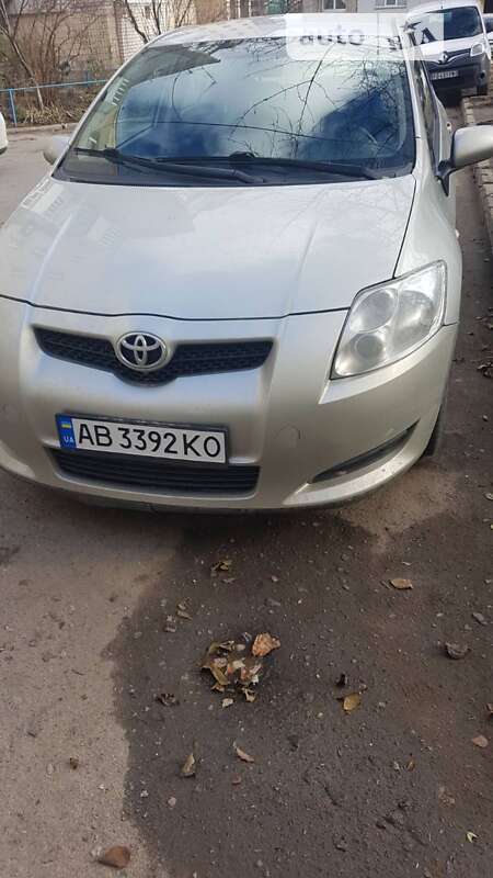 Toyota Auris (2008)