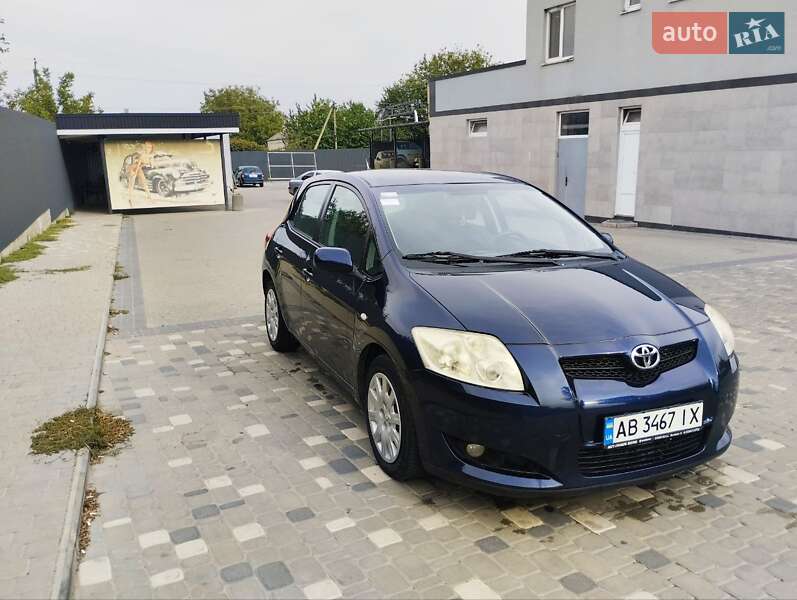 Toyota Auris (2007)