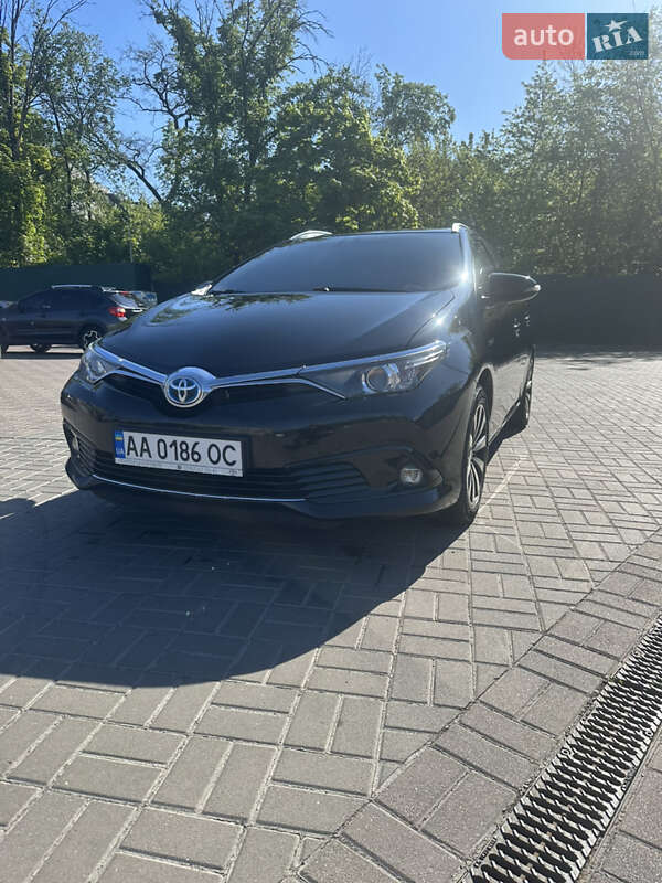 Toyota Auris (2015)