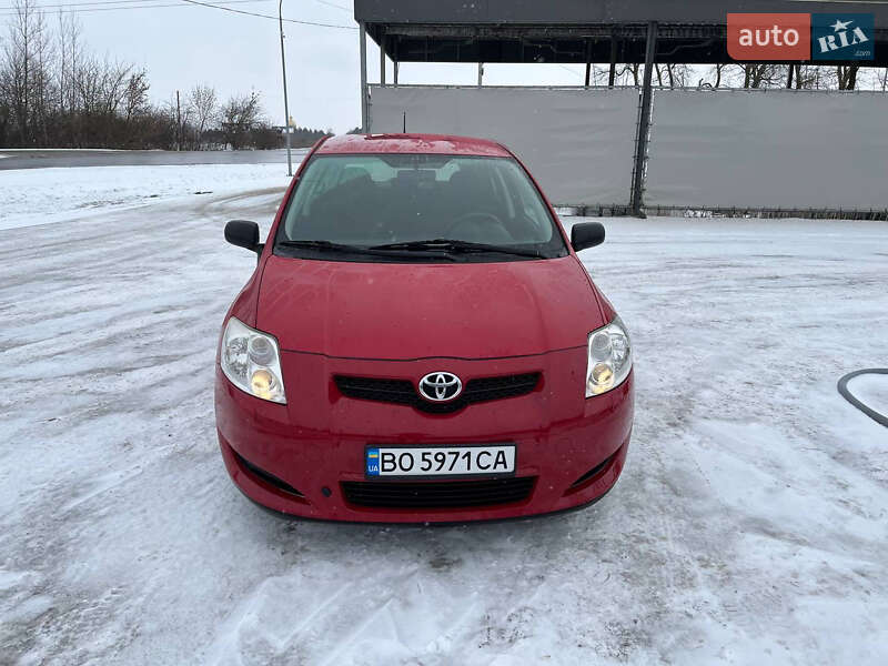 Toyota Auris (2008)