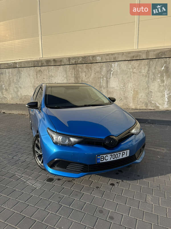 Toyota Auris (2015)