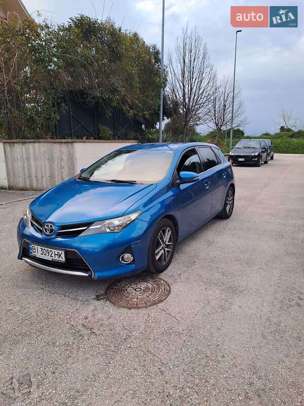 Toyota Auris (2014)
