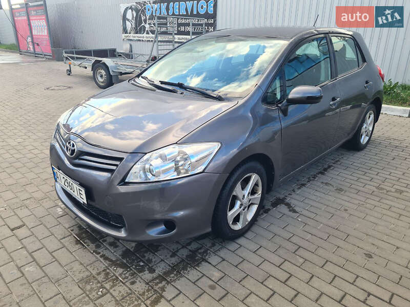 Toyota Auris (2012)