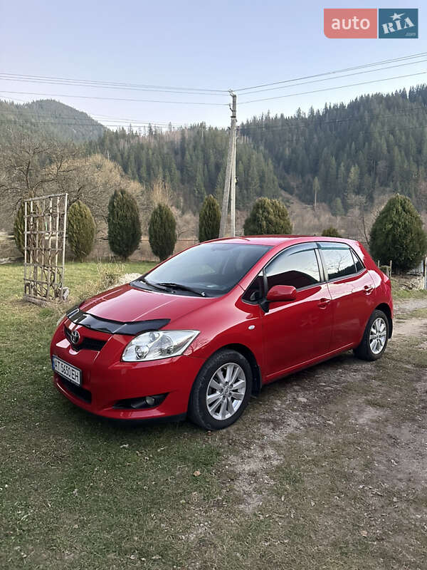 Toyota Auris (2007)