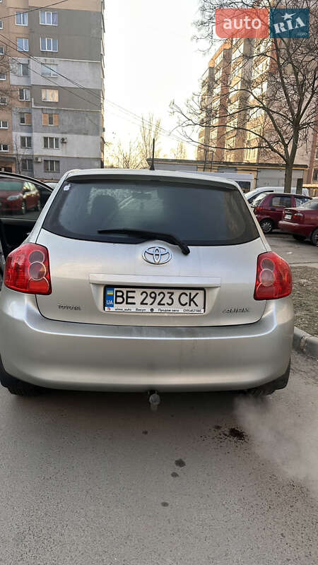 Toyota Auris (2007)