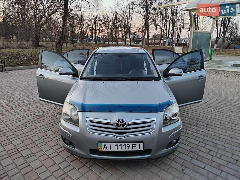 Toyota Avensis (2007)