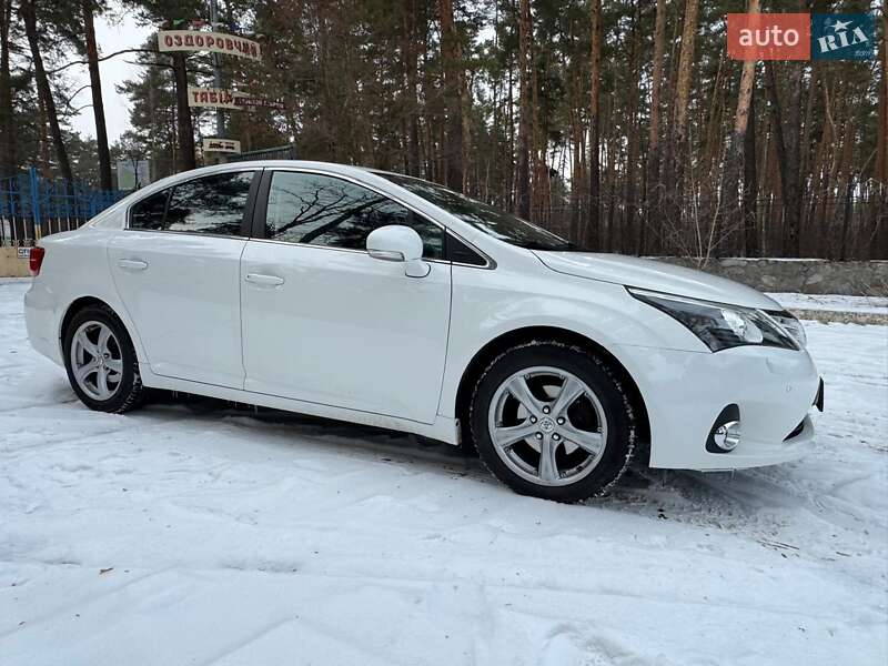Toyota Avensis (2014)