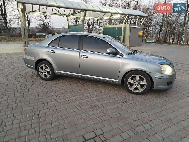 Toyota Avensis (2007)