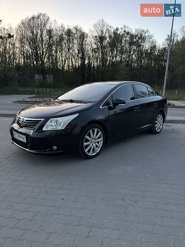 Toyota Avensis (2009)