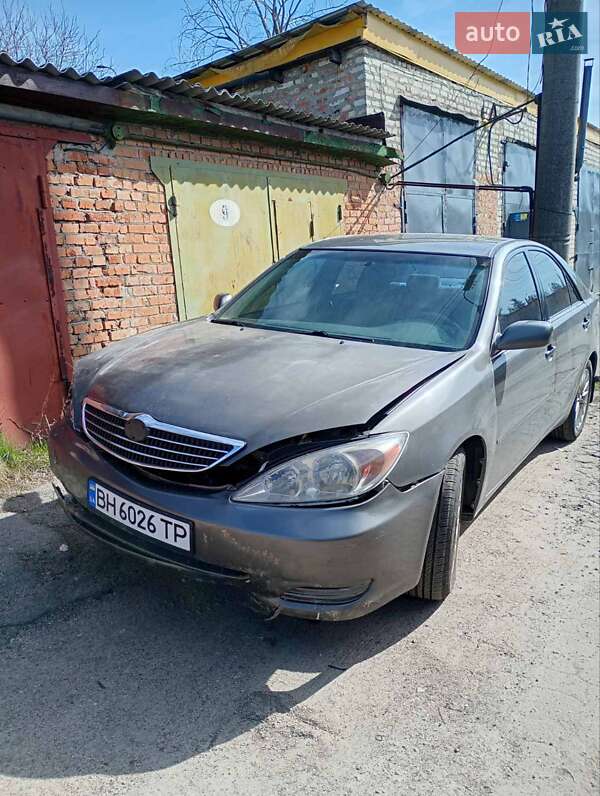 Toyota Camry (2002)