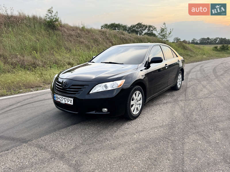 Toyota Camry (2006)