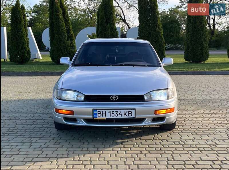 Toyota Camry (1991)