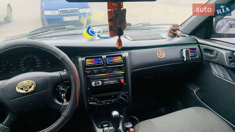 Toyota Carina (1996)