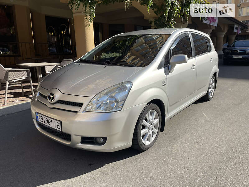 Toyota Corolla verso (2004)