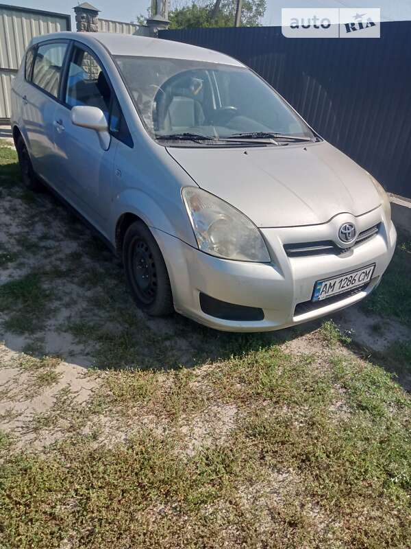 Toyota Corolla verso (2007)