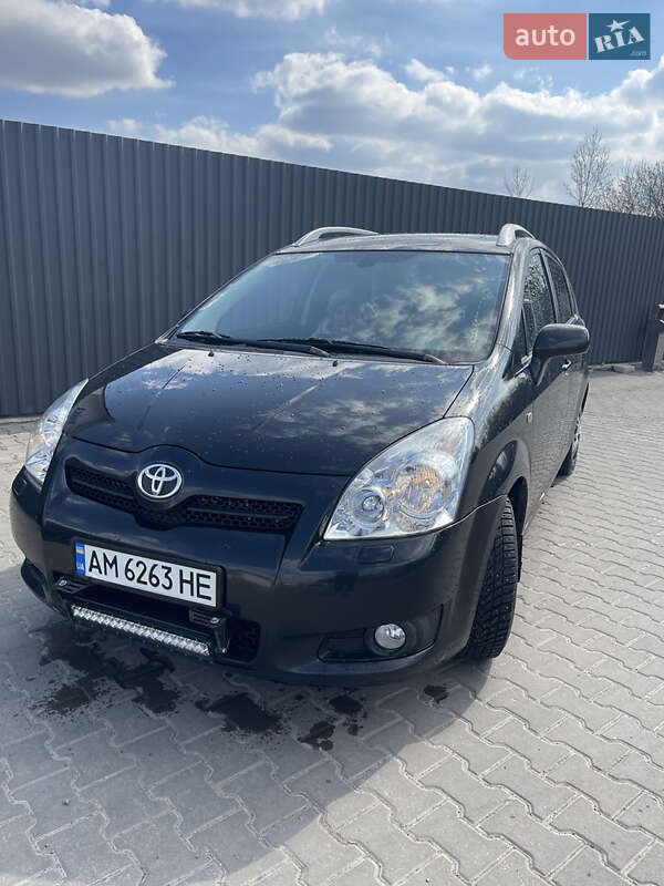 Toyota Corolla verso (2007)
