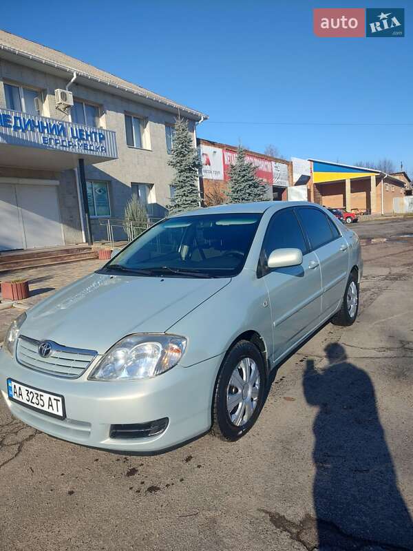 Toyota Corolla (2005)