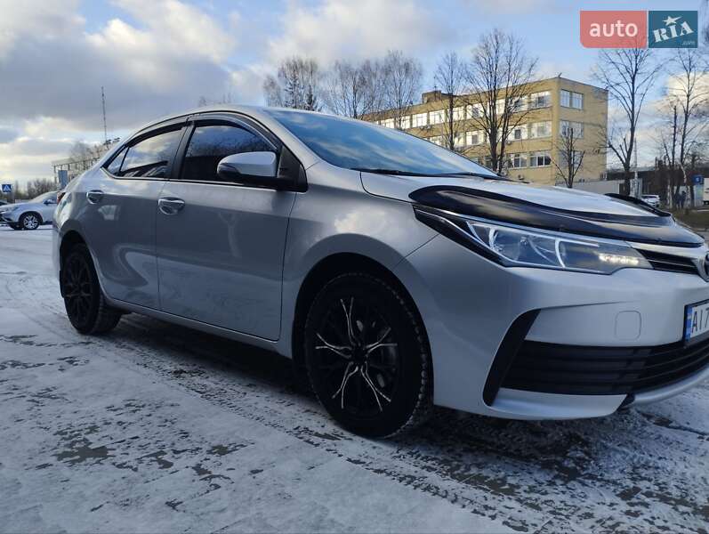 Toyota Corolla (2017)