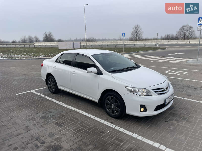 Toyota Corolla (2013)