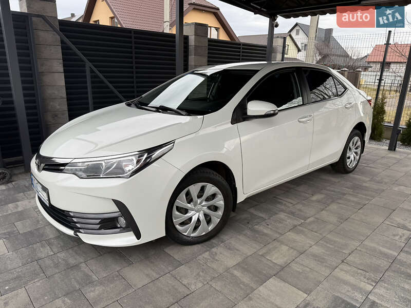 Toyota Corolla (2016)