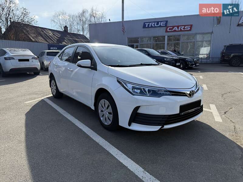 Toyota Corolla (2017)