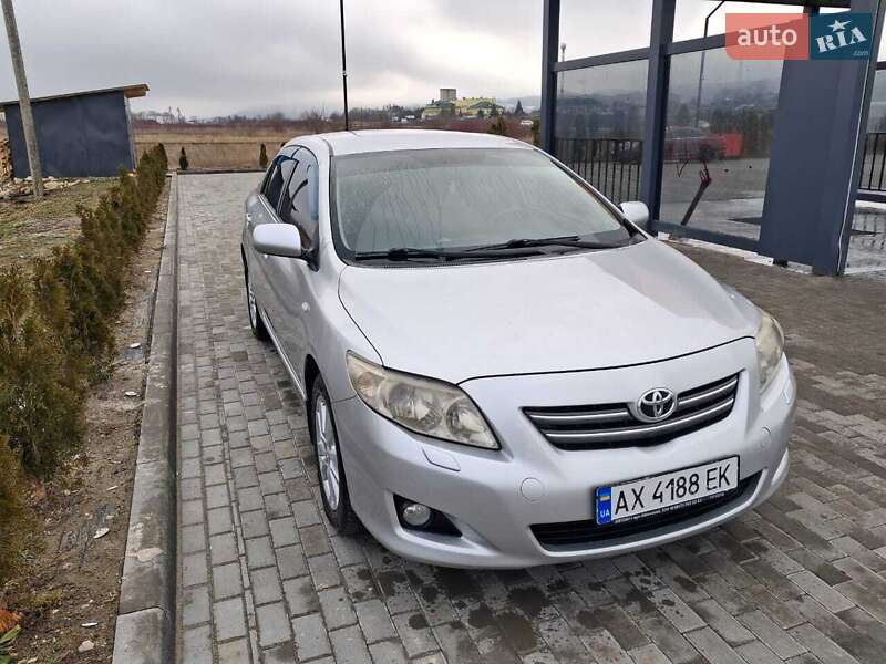 Toyota Corolla (2007)