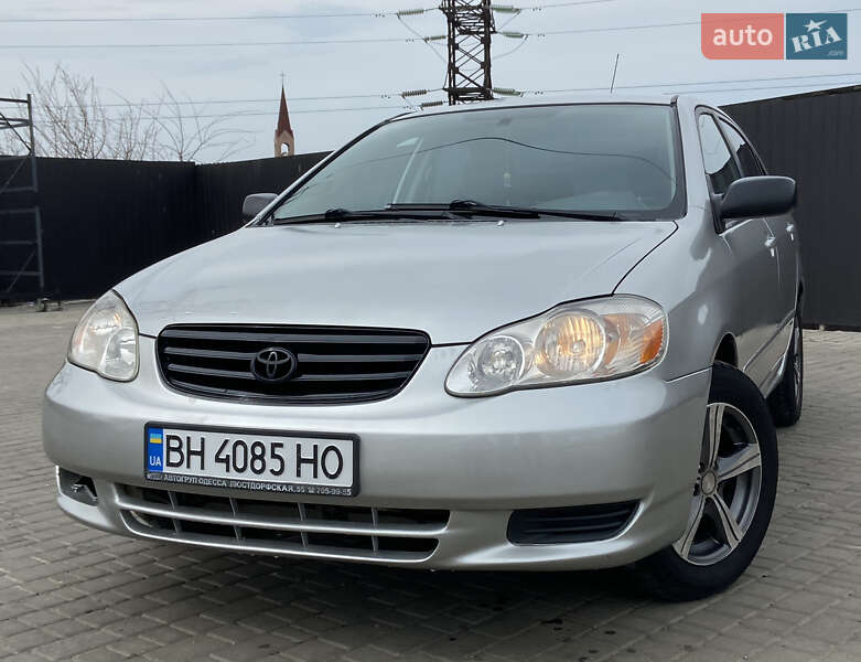 Toyota Corolla (2004)