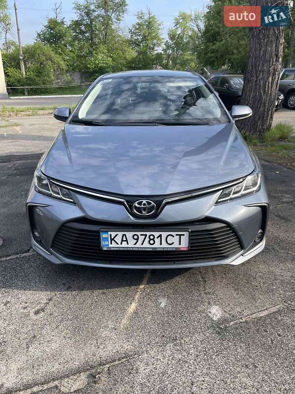 Toyota Corolla (2021)