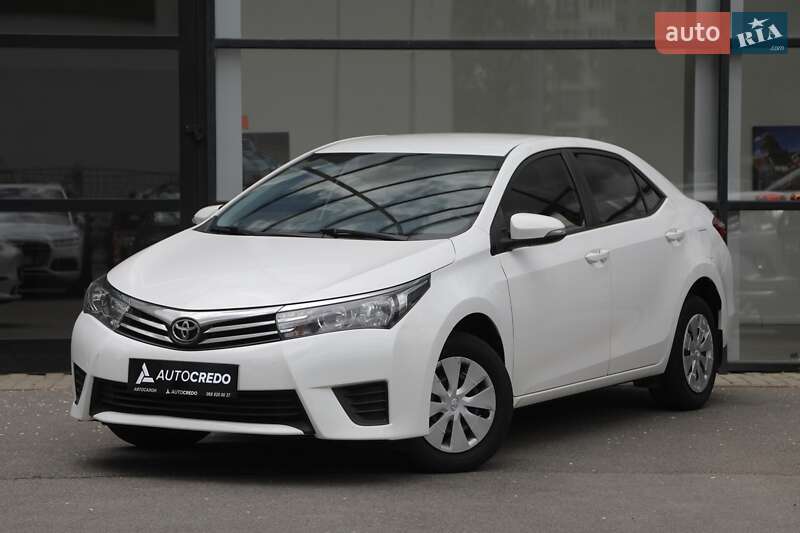 Toyota Corolla (2013)