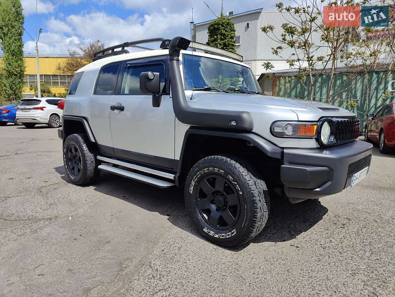 Toyota Fj cruiser (2008)