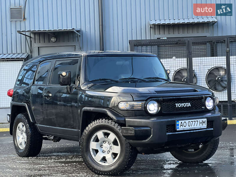 Toyota Fj cruiser (2007)