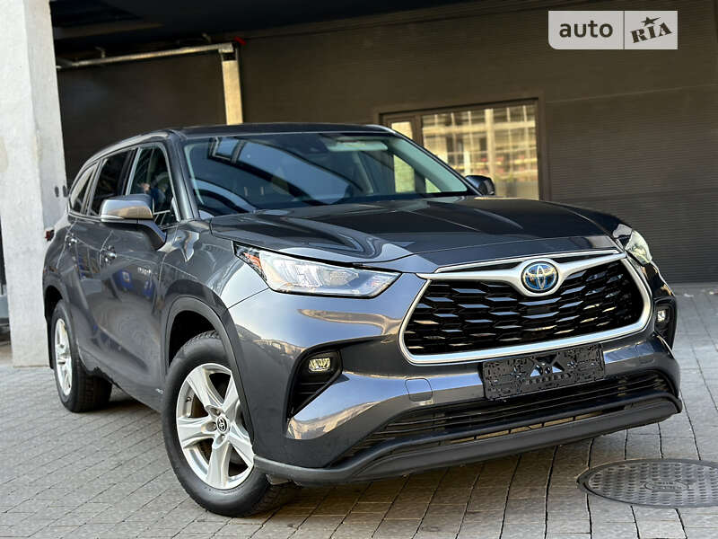 Toyota Highlander hybrid (2020)