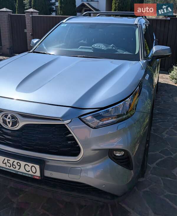 Toyota Highlander (2020)